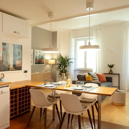 Casa Porta Metronia * Roma